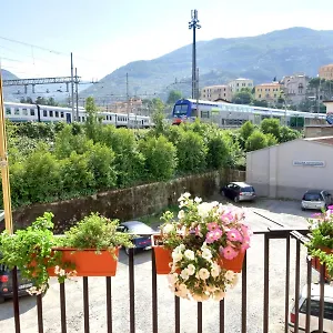 https://aurora-5-terre.hotelitalianriviera.com