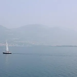 Ferienhaus Lakefront Residenza Il Gallo In Riva Al, Pisogne